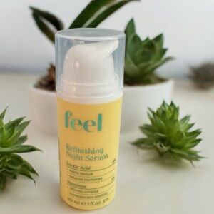 Feel refinishing night serum